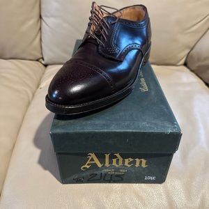 Men’s dress shoes